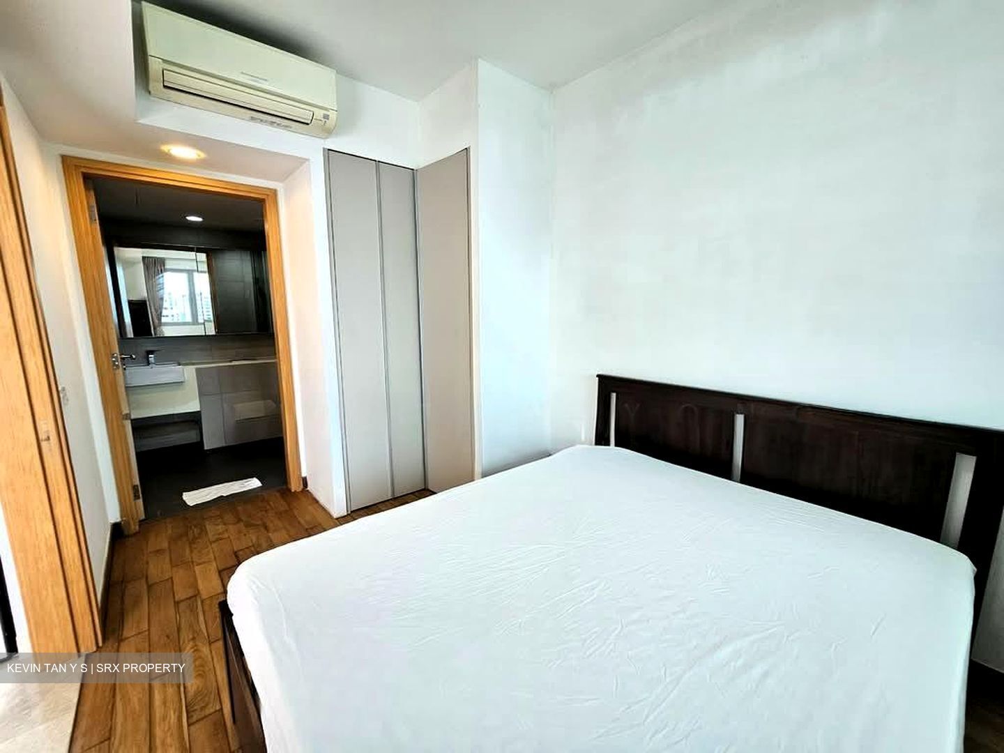 Eight Riversuites (D12), Condominium #558866401